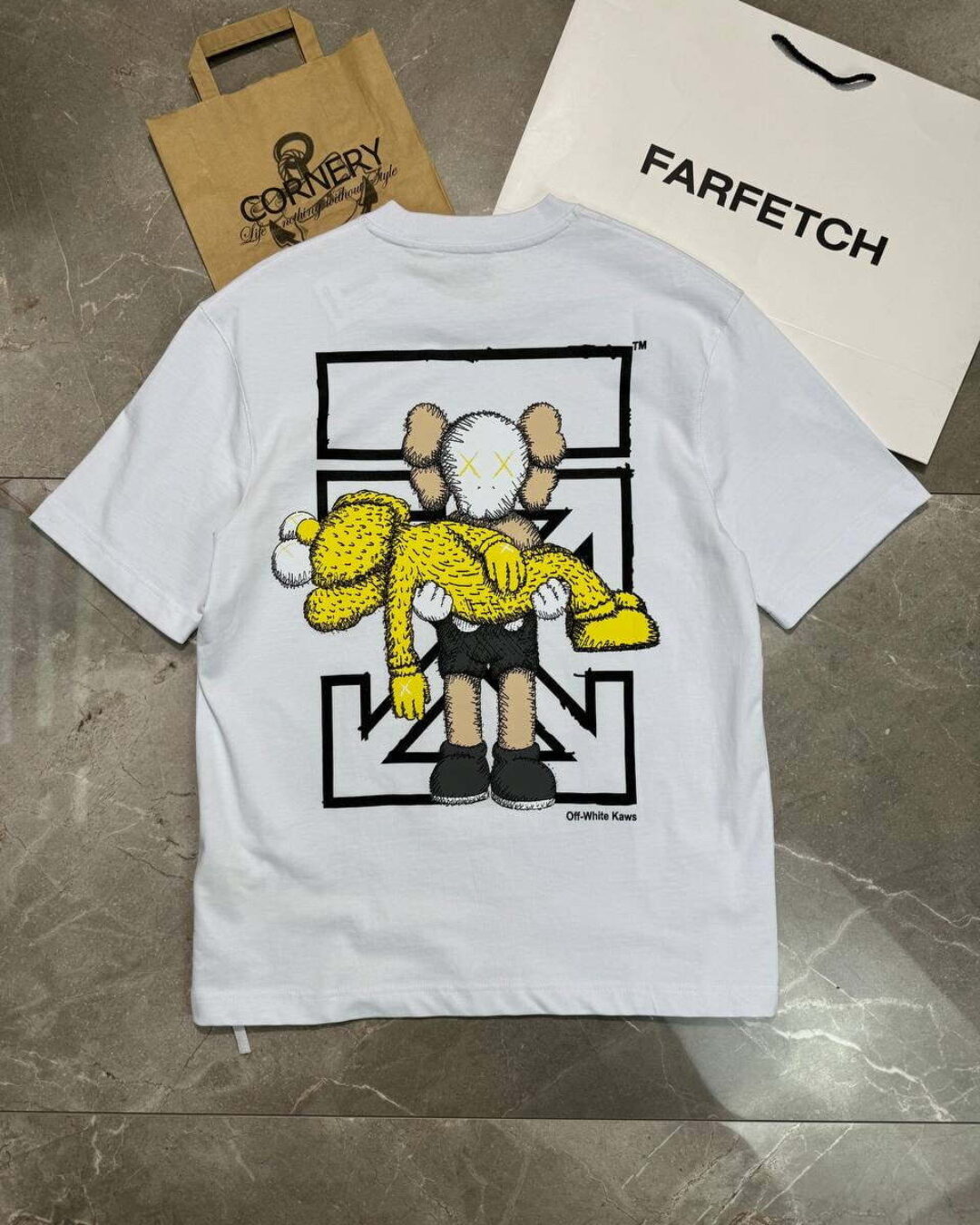 Футболка Off White x Kaws — изображение 2