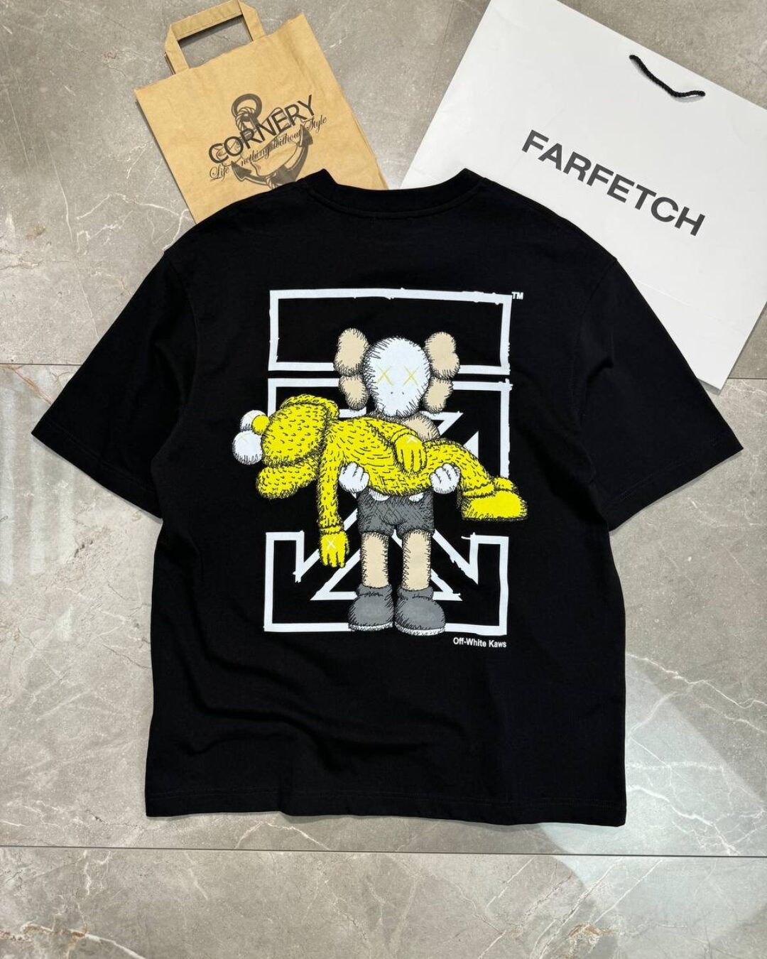 Футболка Off White x Kaws — изображение 2