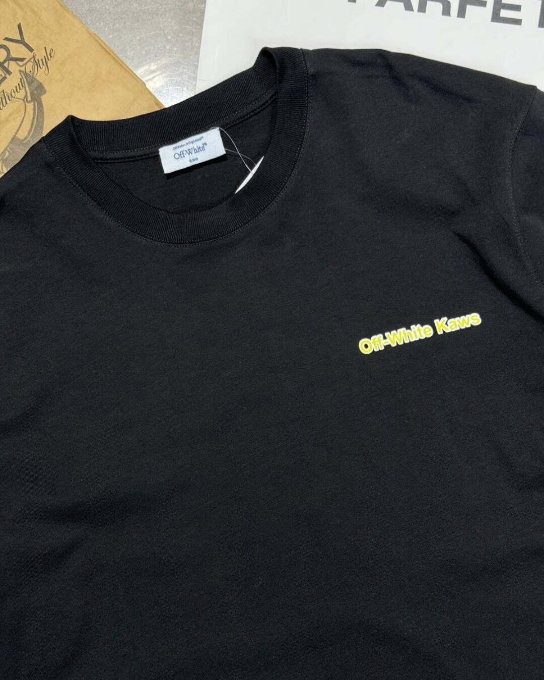 Футболка Off White x Kaws — изображение 3