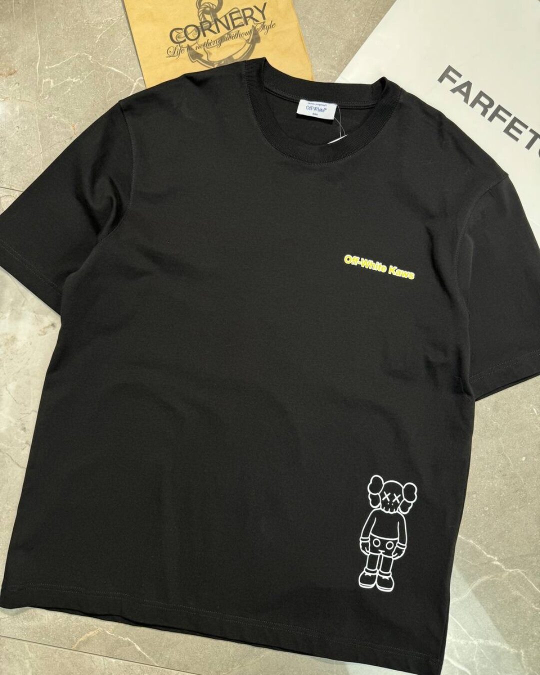 Футболка Off White x Kaws — изображение 5