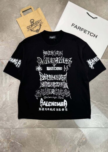 Футболка Balenciaga