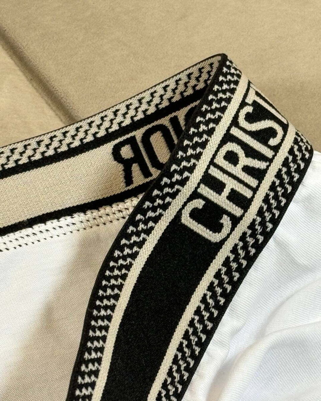 Трусы Dior — изображение 5