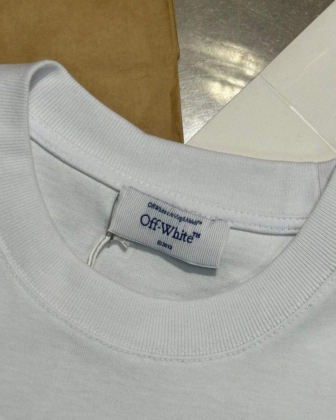 Футболка Off White x Kaws — изображение 5
