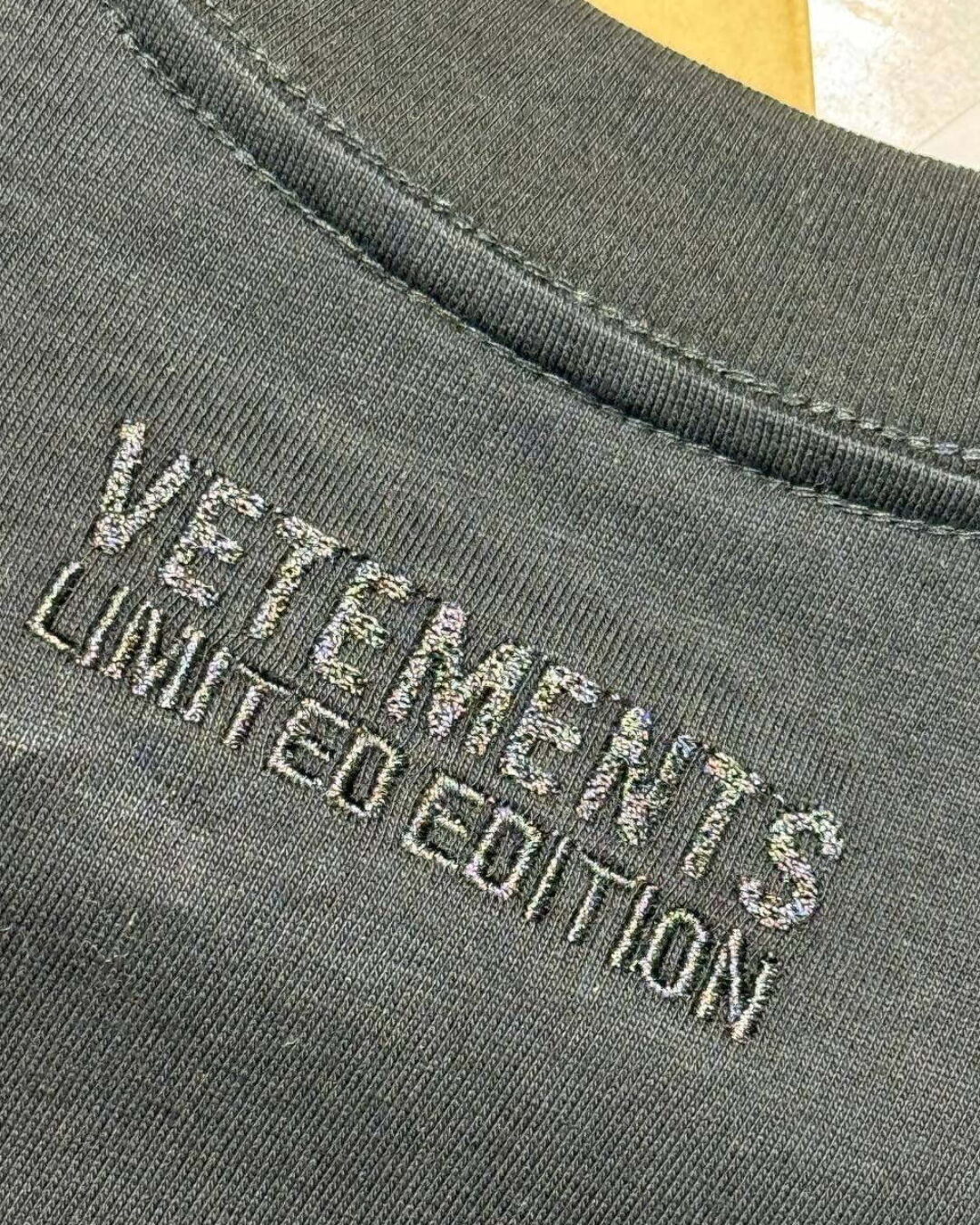 Футболка Vetements My Name Is — изображение 9