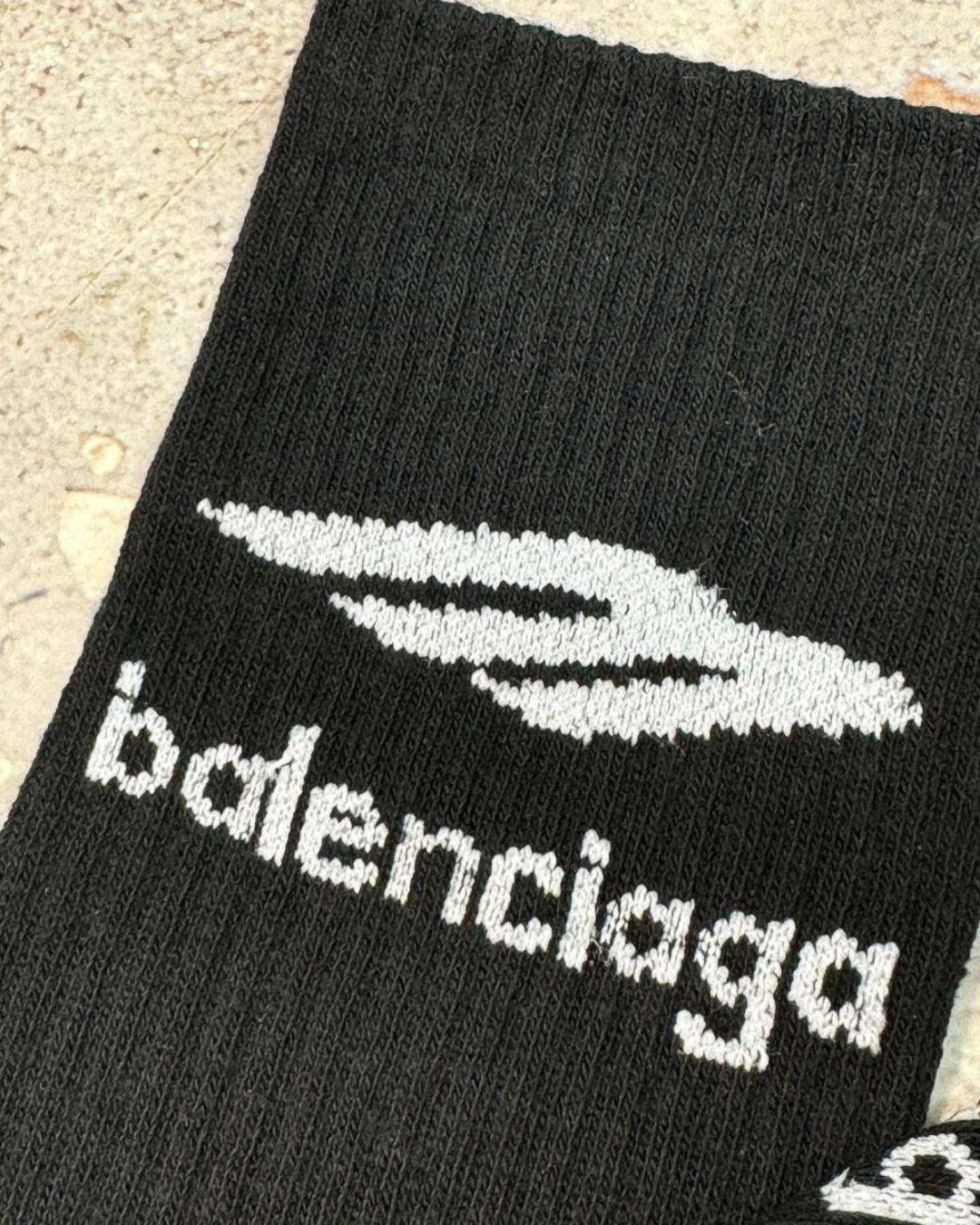 Носки Balenciaga — изображение 3