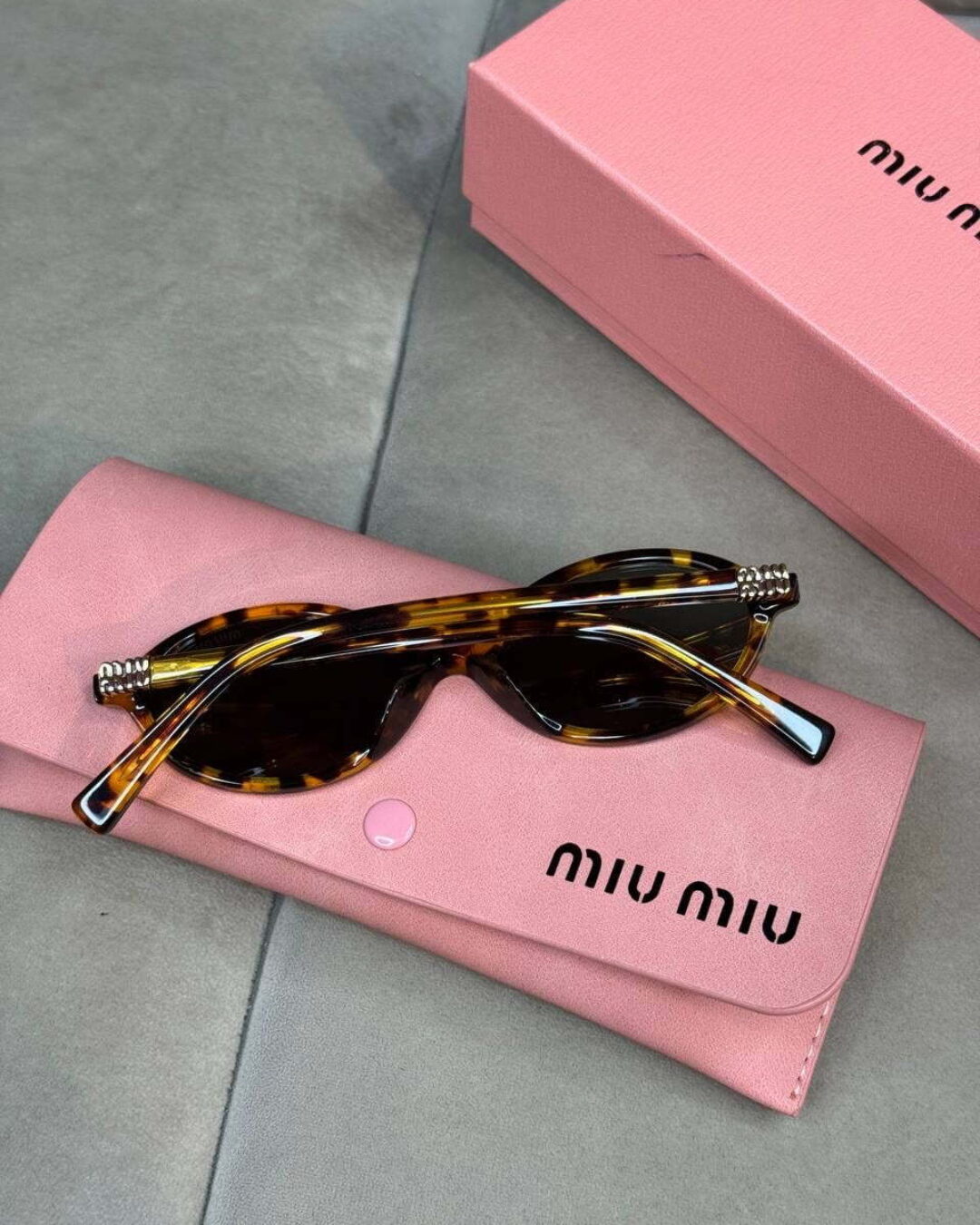 Очки Miu Miu — изображение 8