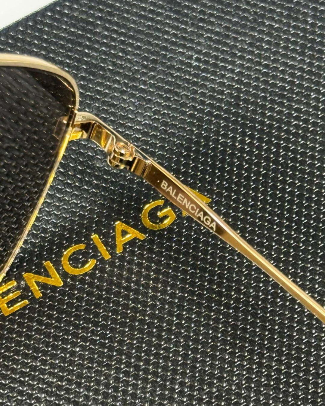 Очки Balenciaga — изображение 5