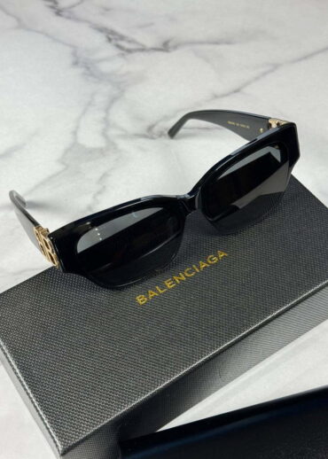 Очки Balenciaga