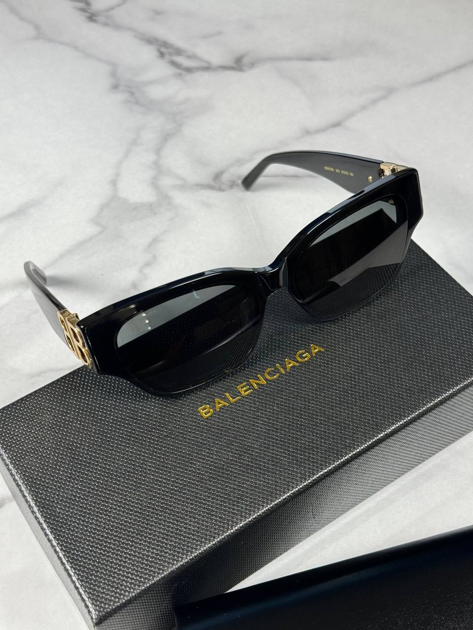 Очки Balenciaga