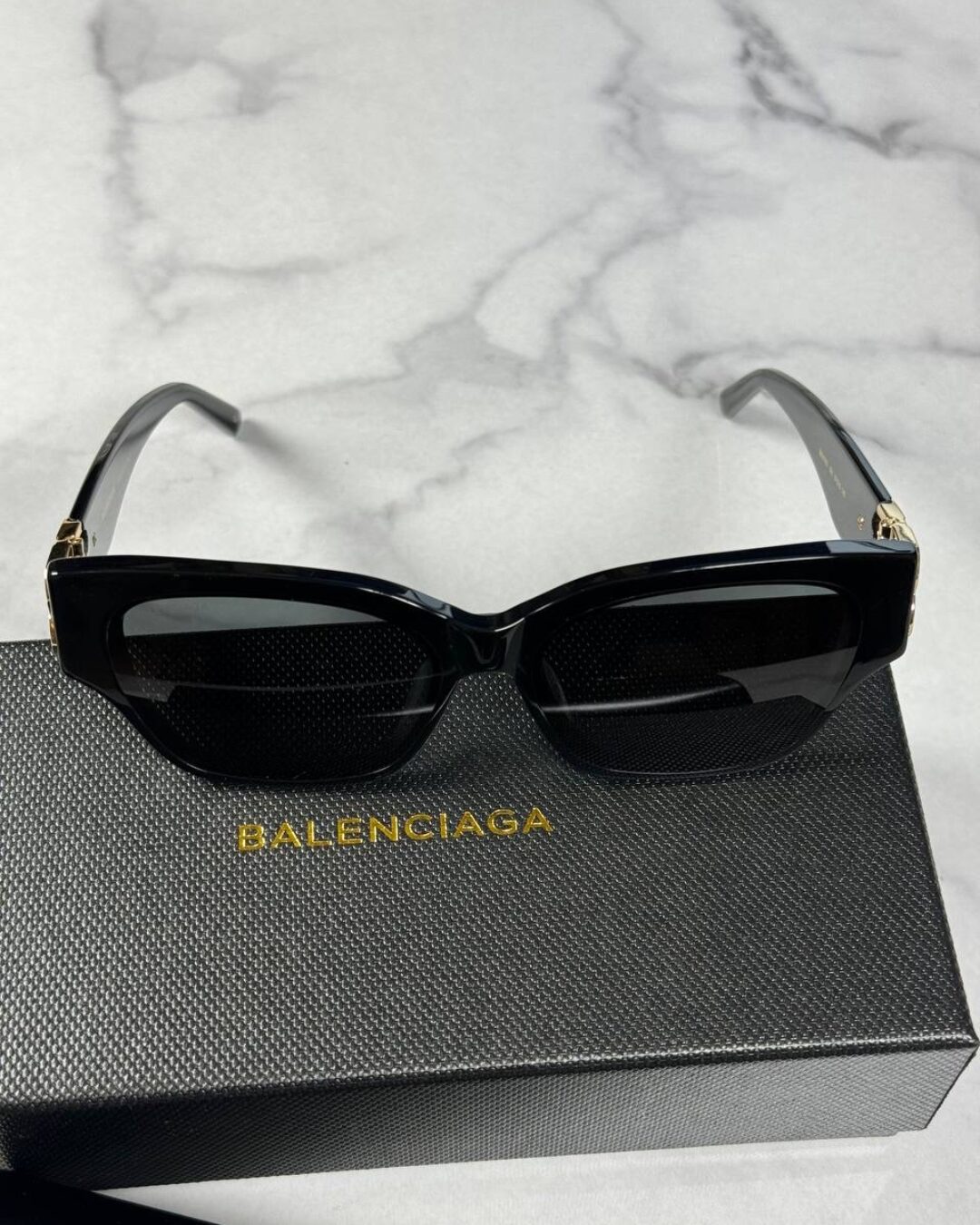 Очки Balenciaga — изображение 3