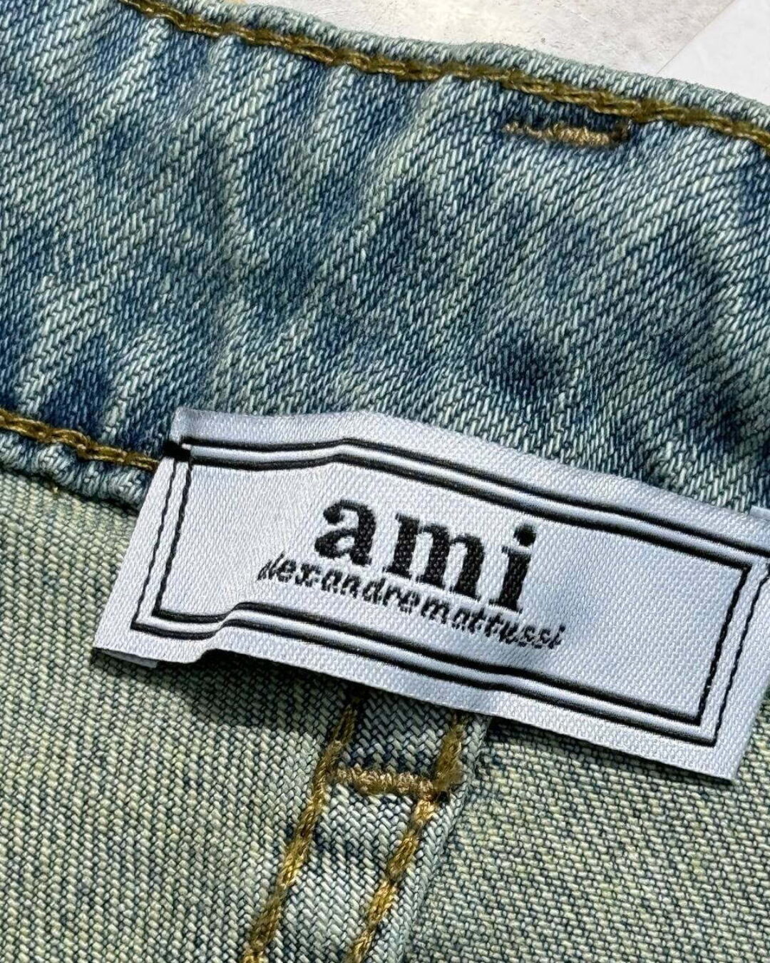 Джинсы Ami — изображение 8