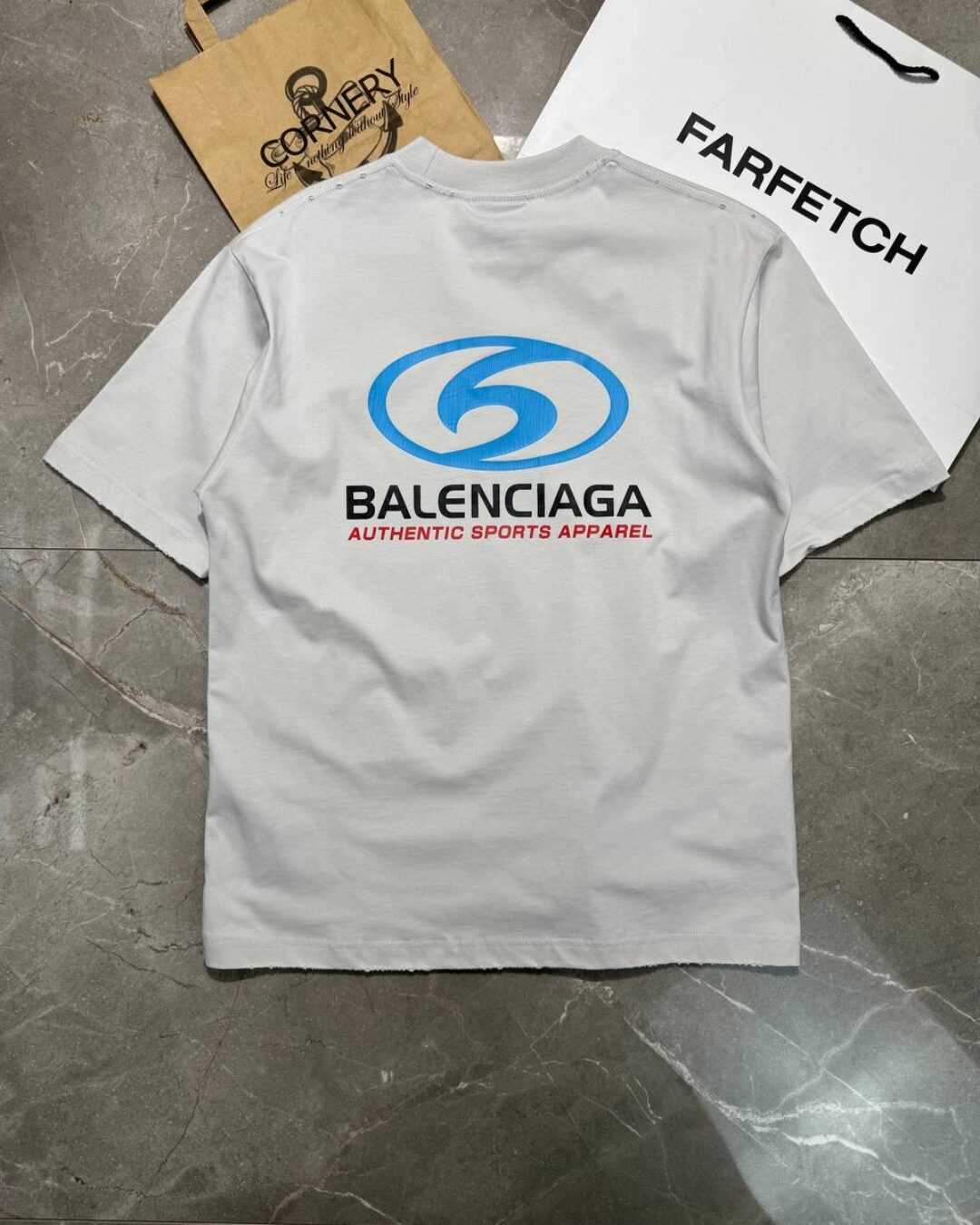 Футболка Balenciaga — изображение 4