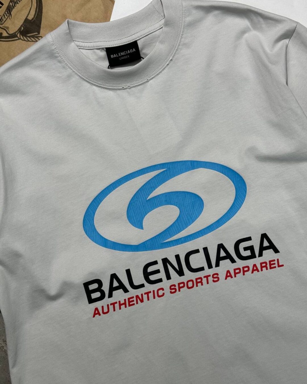 Футболка Balenciaga — изображение 5