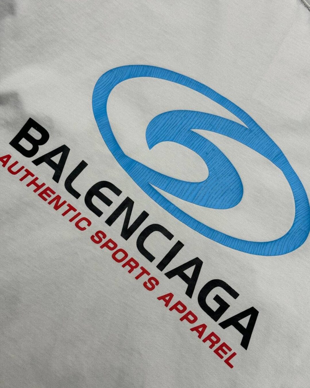 Футболка Balenciaga — изображение 6