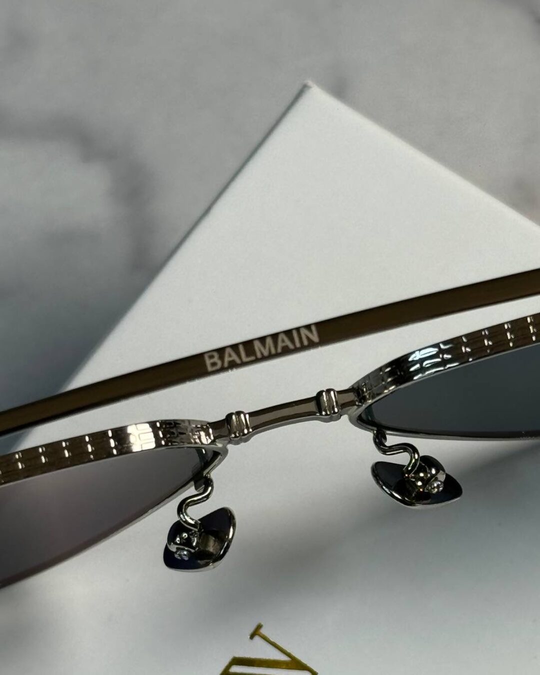 Очки Balmain — изображение 10