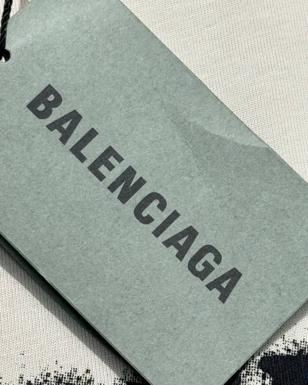 Футболка Balenciaga — изображение 6