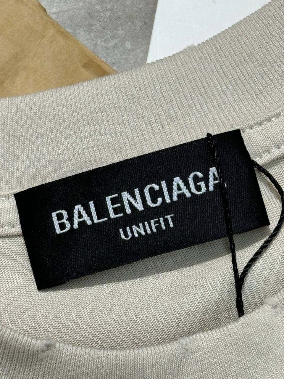 Футболка Balenciaga — фото 7