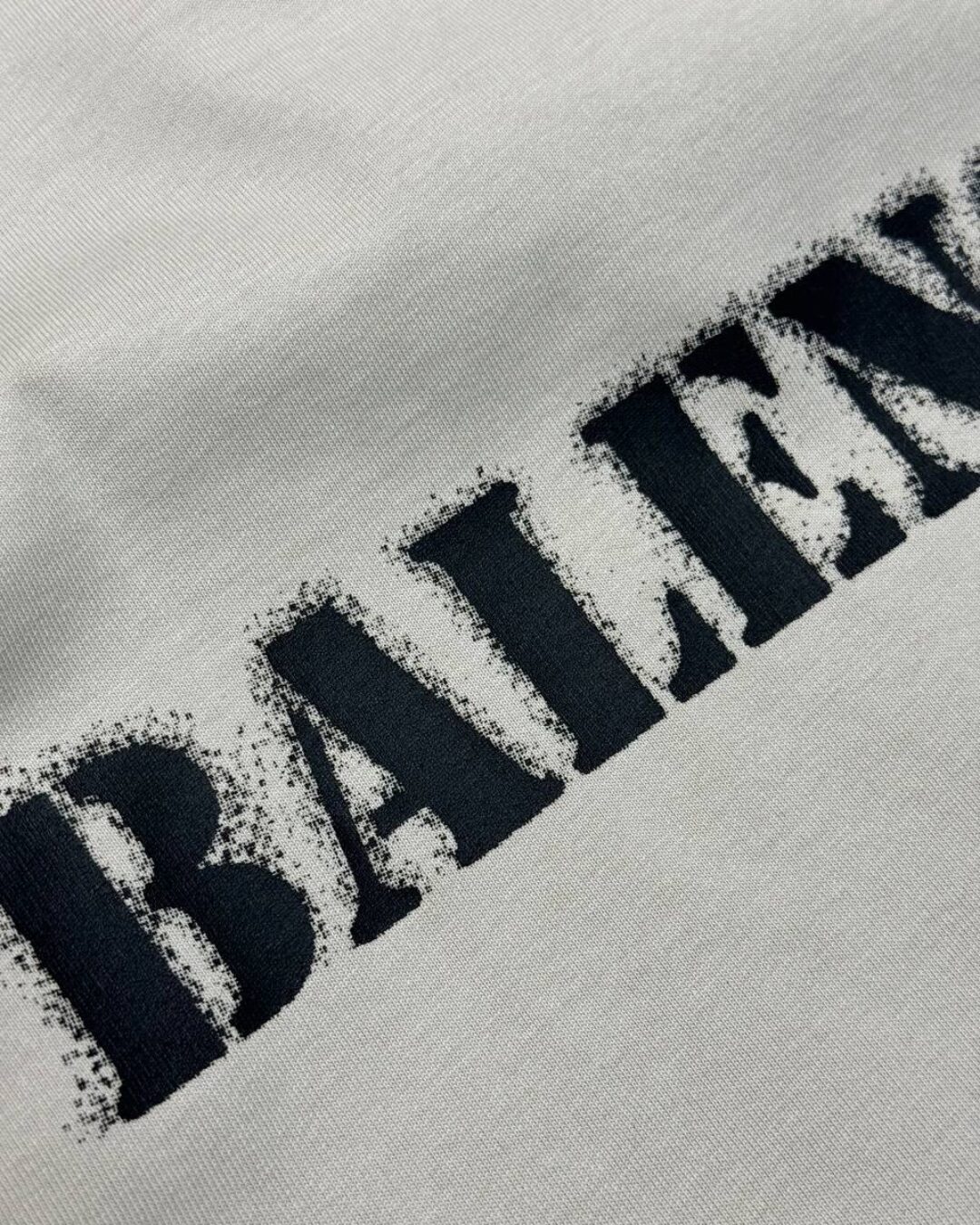 Футболка Balenciaga — изображение 8