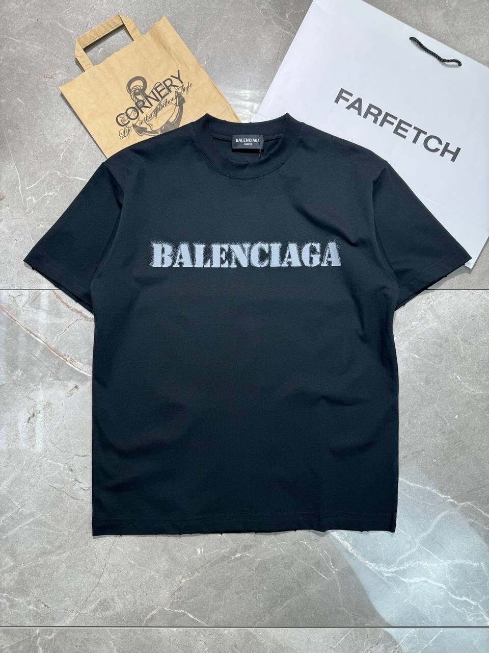 Футболка Balenciaga — фото 1