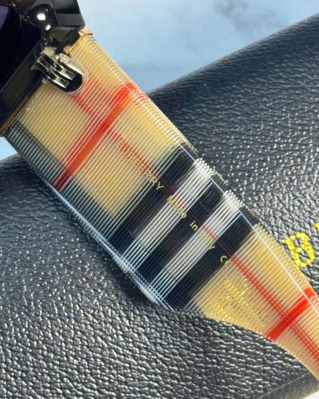 Очки Burberry — изображение 7