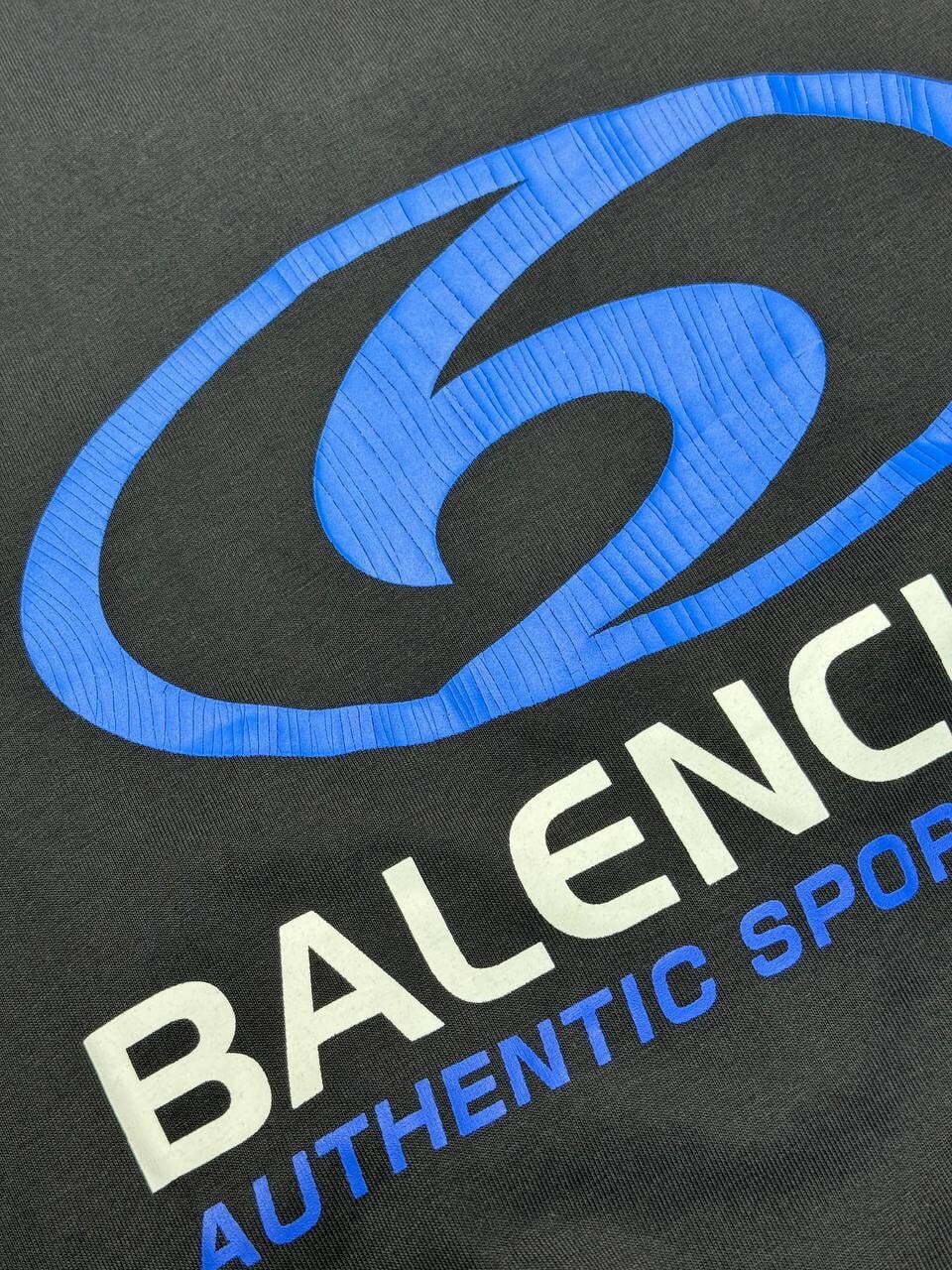 Футболка Balenciaga — фото 8