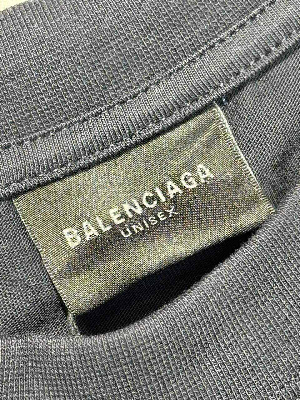 Футболка Balenciaga — фото 9
