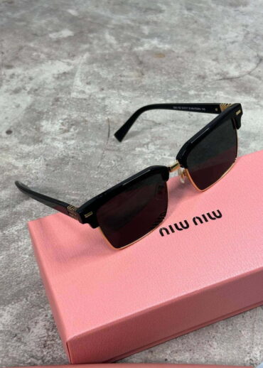 Очки Miu Miu