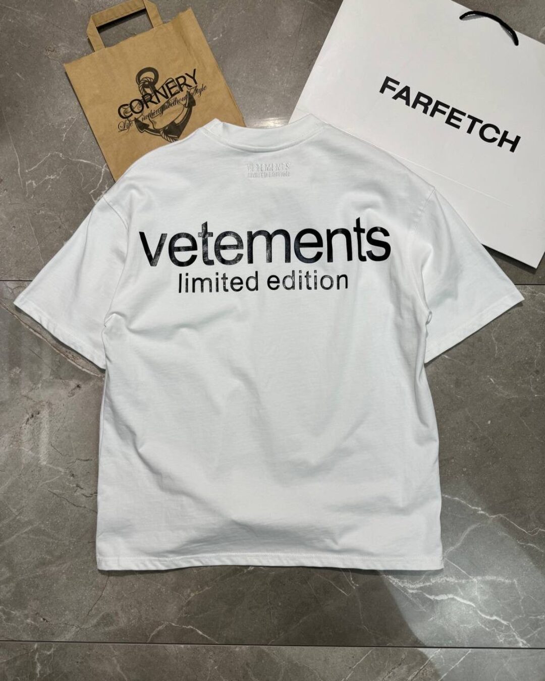 Футболка Vetements — изображение 2