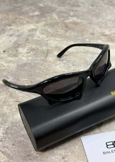 Очки Balenciaga