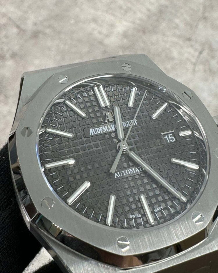 Часы Audemars Piguet Royal Oak — фото 3