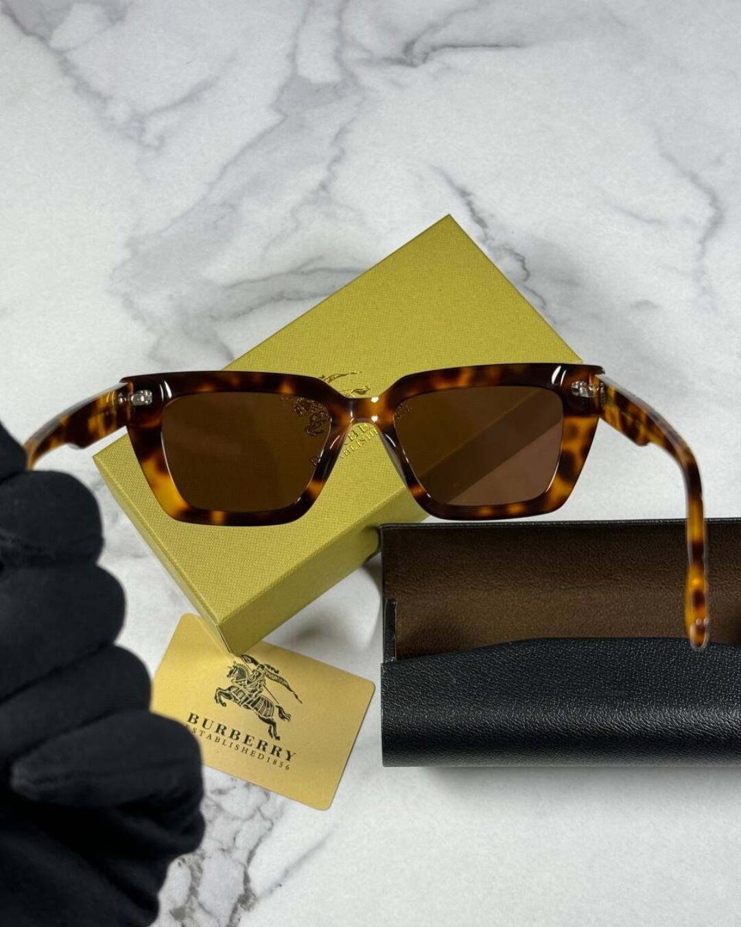 Очки Burberry — изображение 2