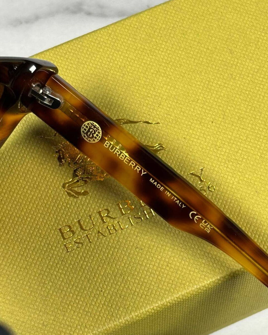 Очки Burberry — изображение 5