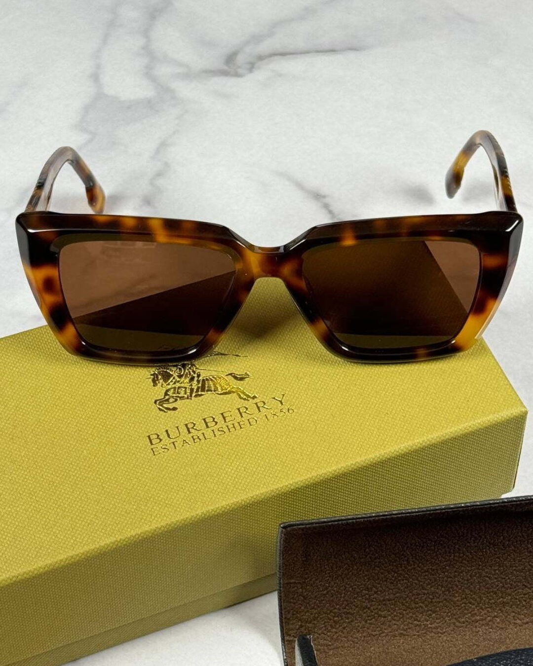 Очки Burberry — изображение 6