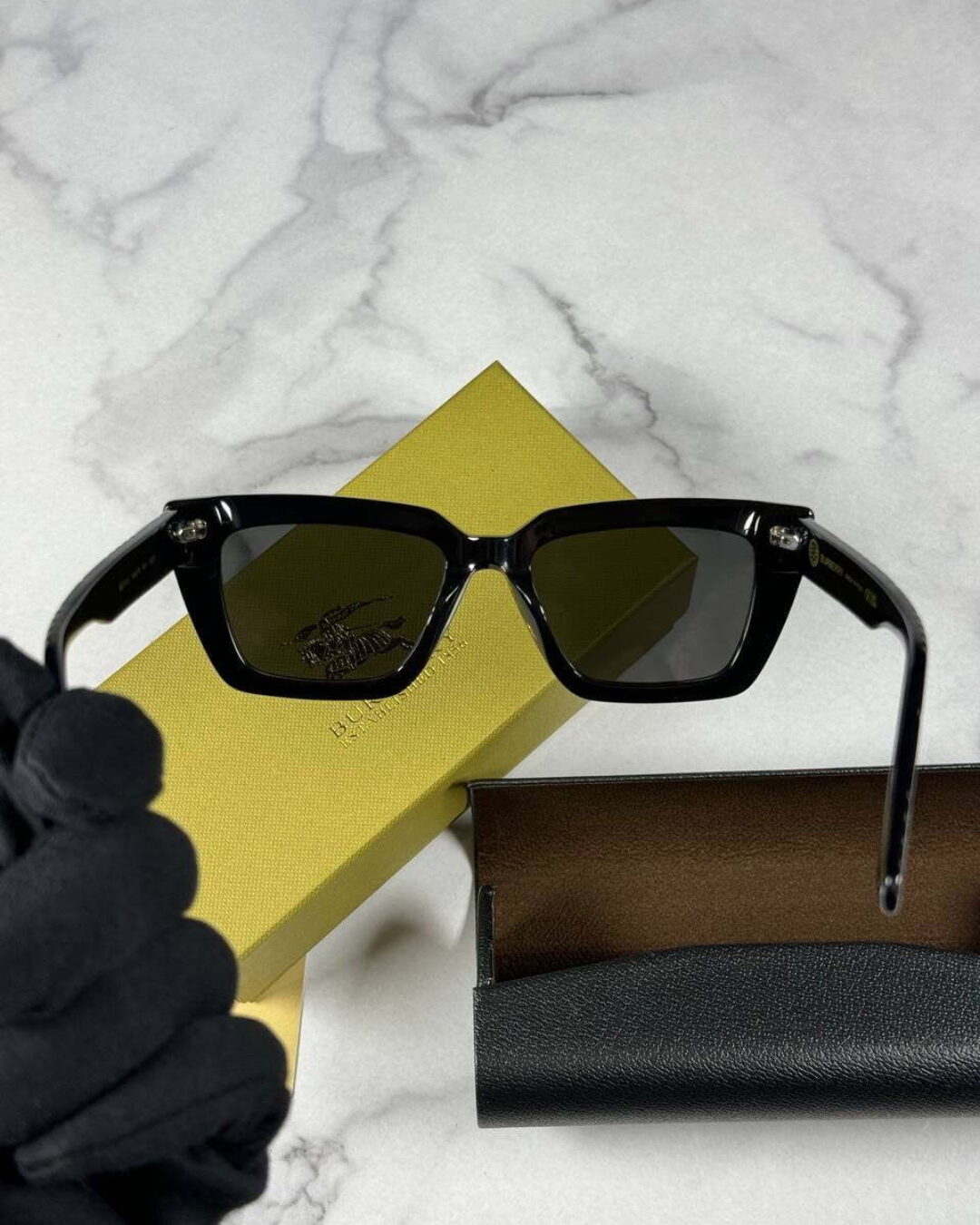 Очки Burberry — изображение 4