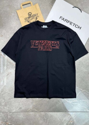 Футболка Vetements Stranger Things