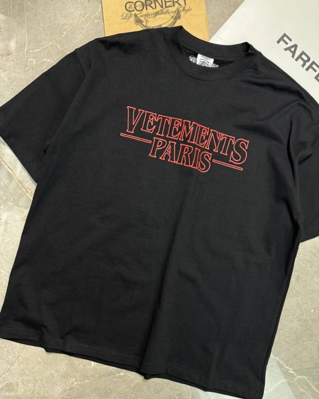 Футболка Vetements Stranger Things — изображение 6