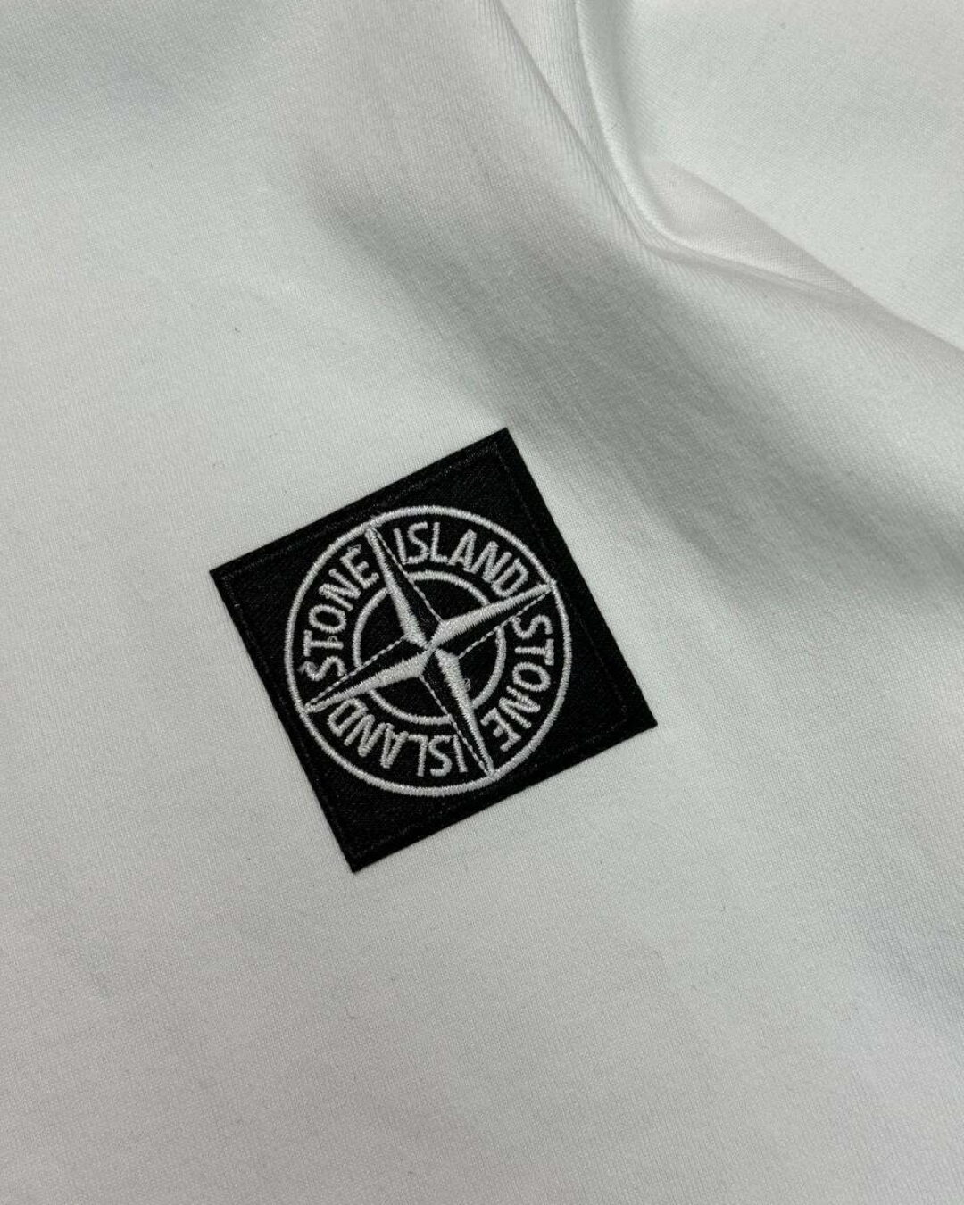 Футболка Stone Island — изображение 4