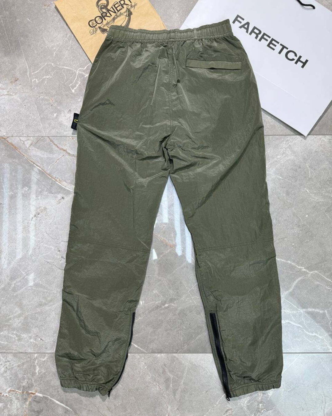 Спортивные штаны Stone island — изображение 2