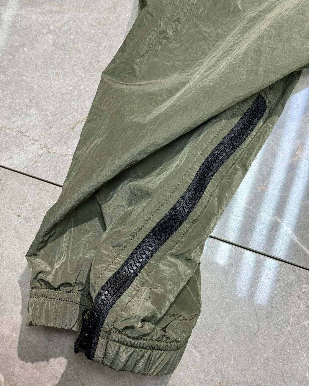 Спортивные штаны Stone island — изображение 3