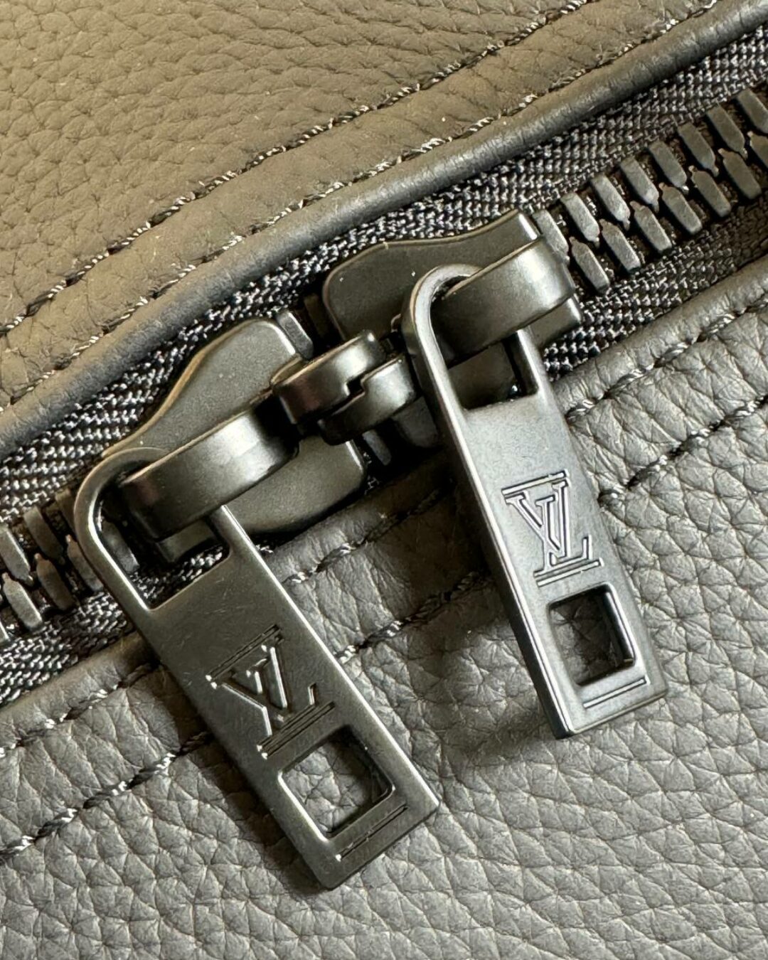 Дорожная сумка Louis Vuitton Keepall — изображение 6