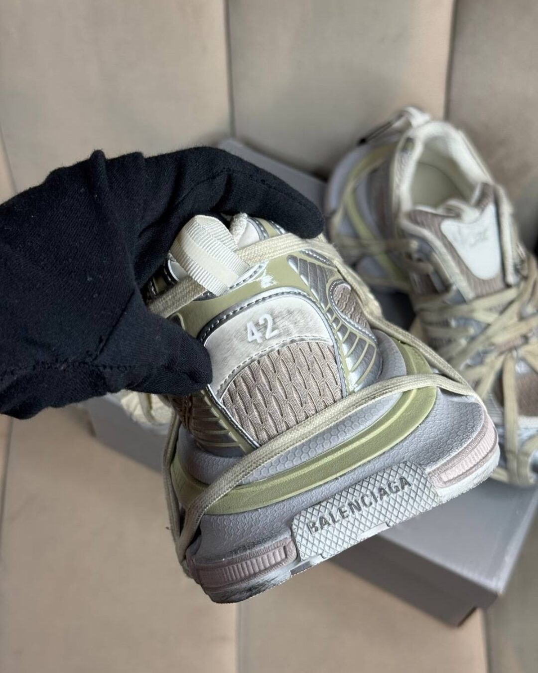 Кроссовки Balenciaga 3XL Extreme Lace Sneaker Light Beige — изображение 8