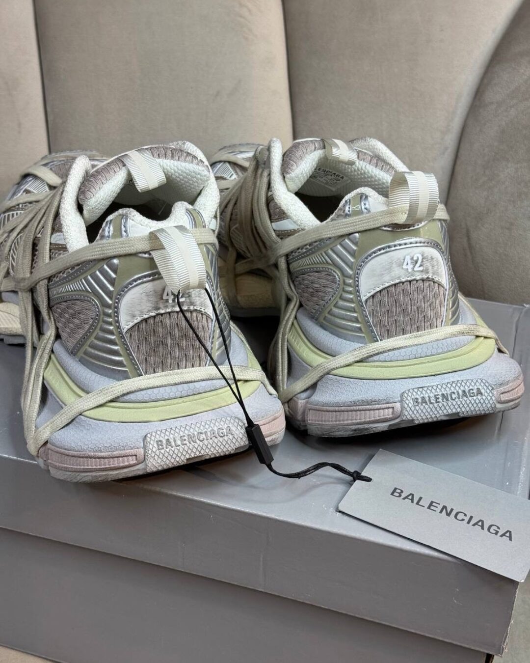 Кроссовки Balenciaga 3XL Extreme Lace Sneaker Light Beige — изображение 4