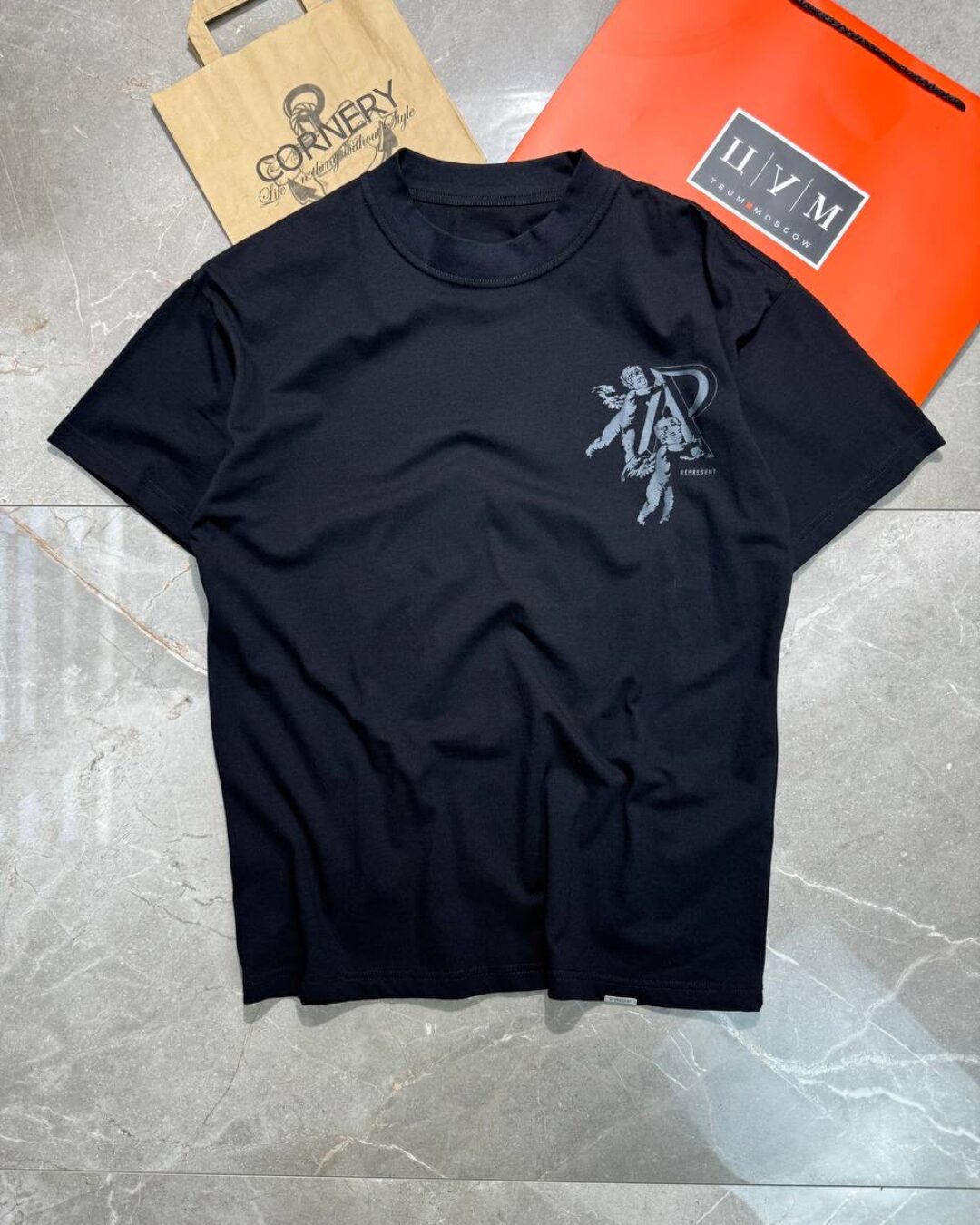 Футболка Represent