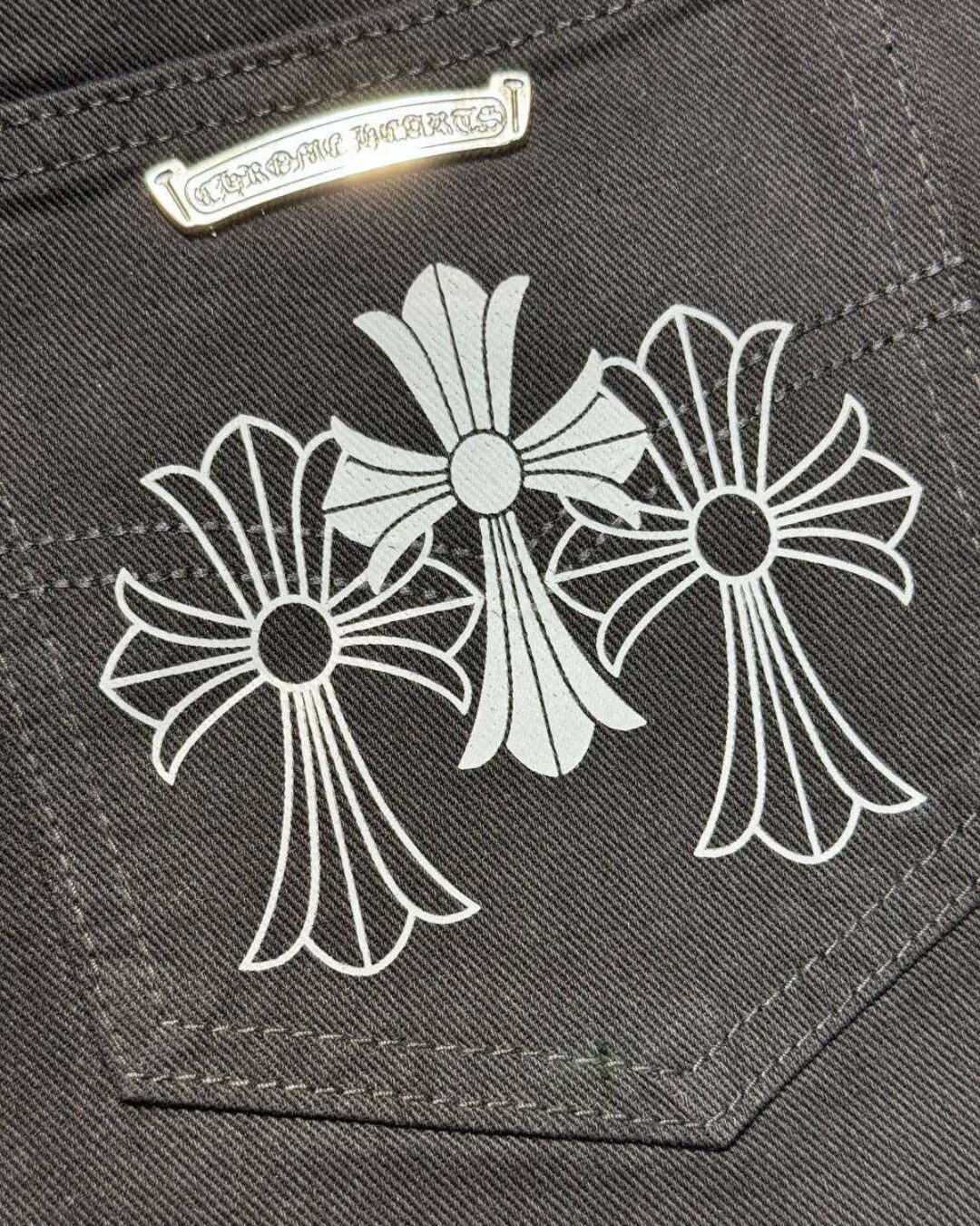 Джинсы Chrome Hearts — изображение 9