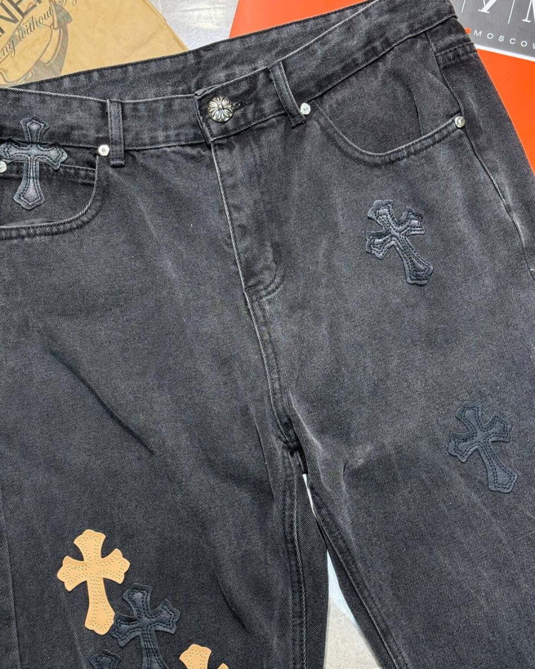 Джинсы Chrome Hearts — изображение 3