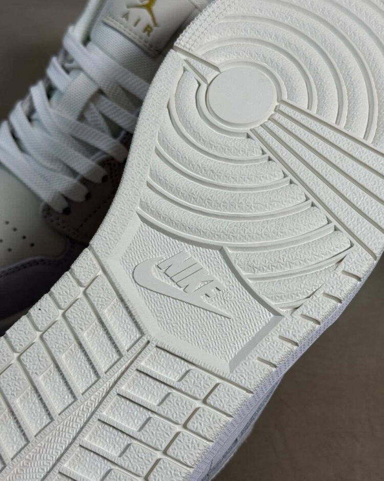 Кеды Nike Air Jordan 1 Low Paris — фото 7
