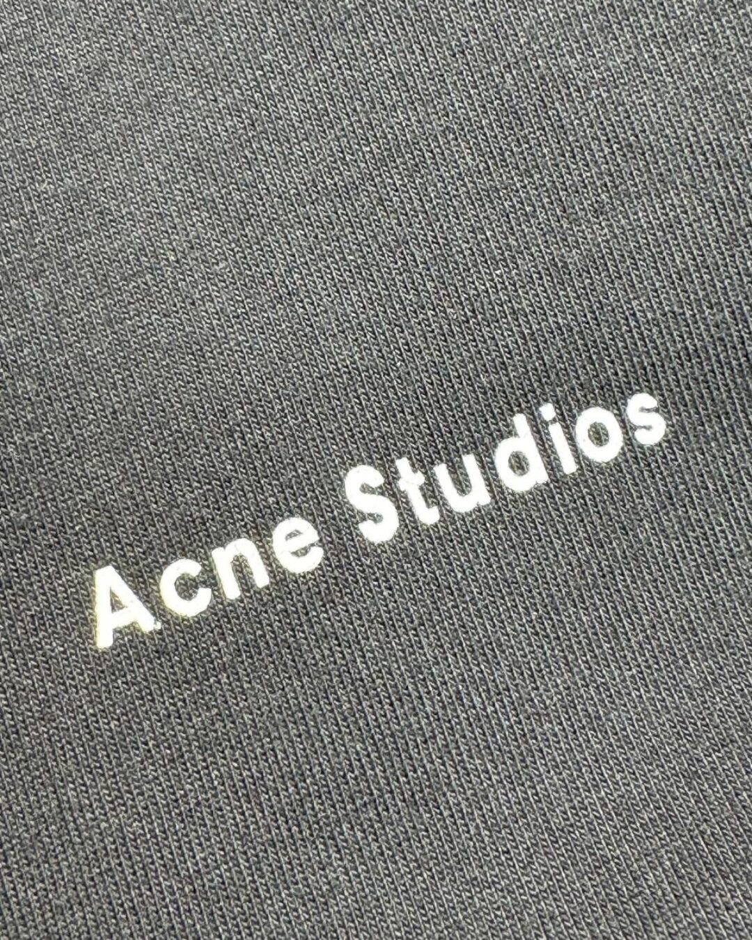 Футболка Acne Studios — изображение 6