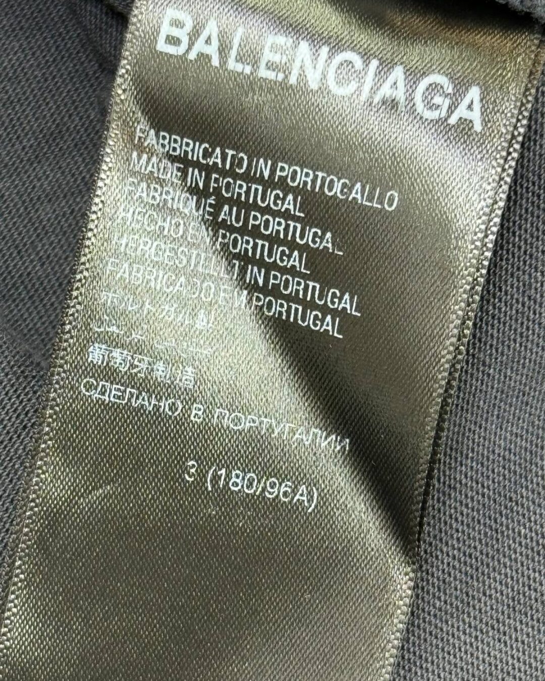 Футболка Balenciaga — изображение 10