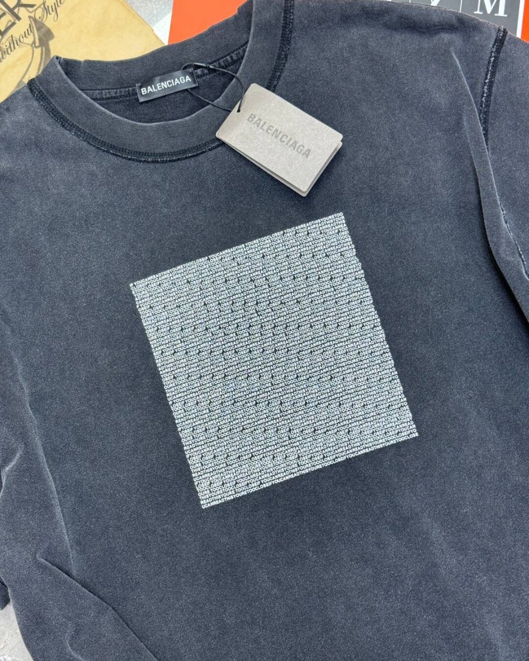 Футболка Balenciaga — изображение 4