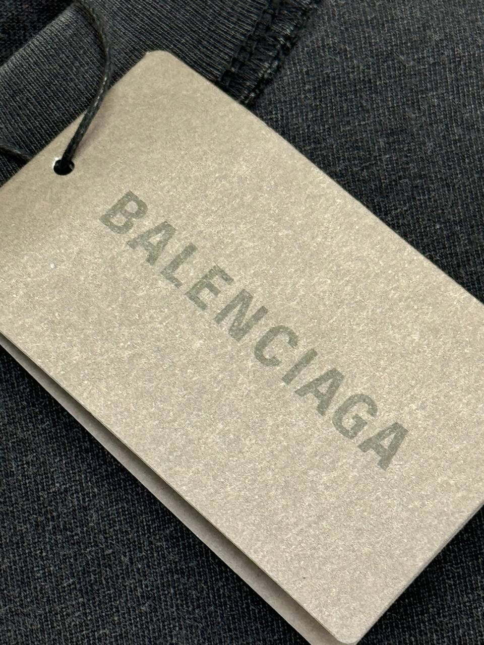 Футболка Balenciaga — фото 6